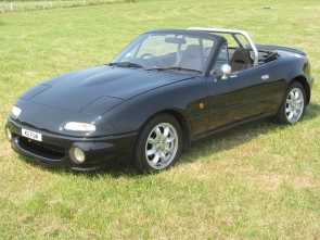 Mazda MX-5 Eunos Limited Edition M2 1001 Clubman Racer