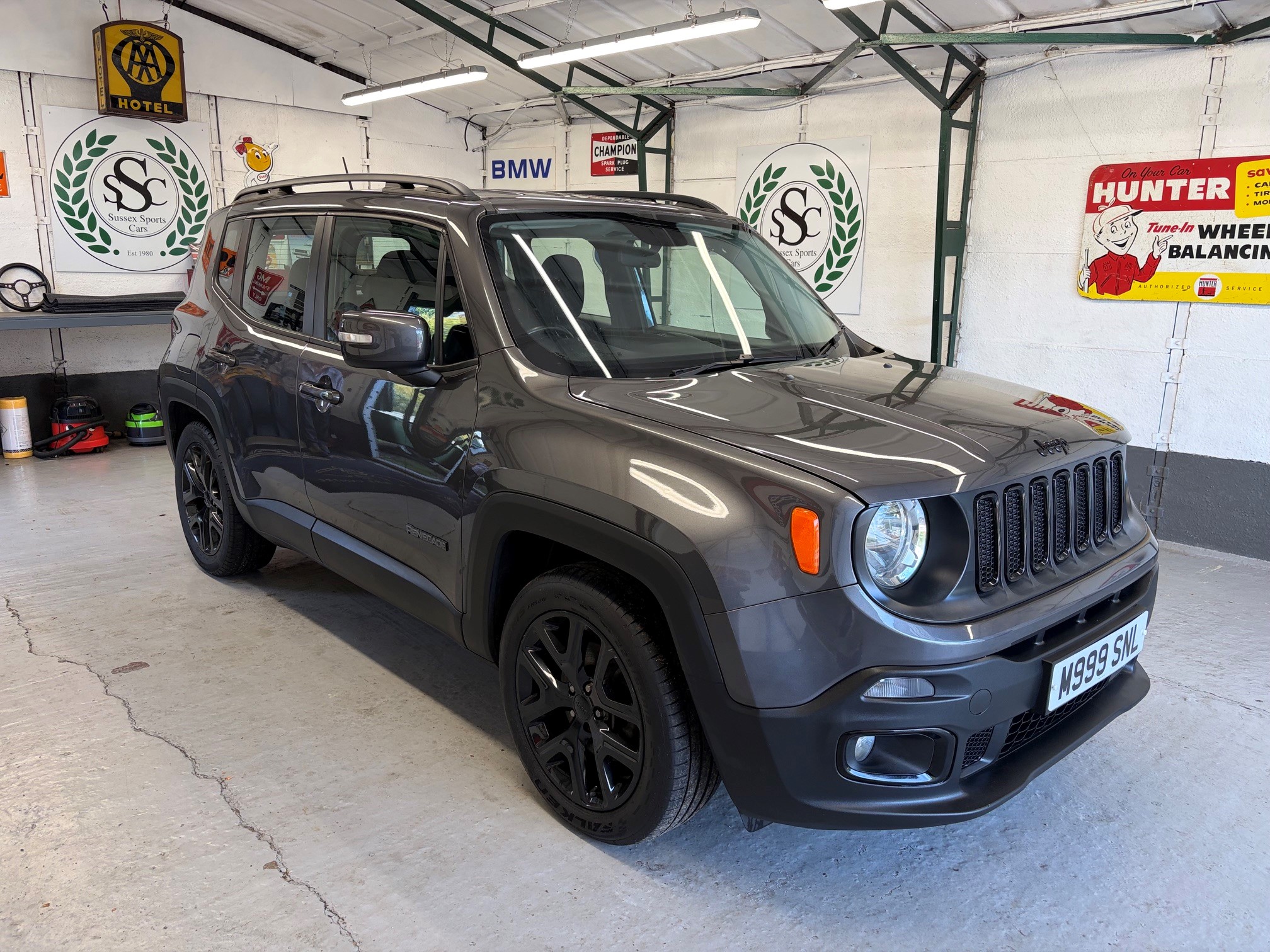 2016 Jeep Renegade Dawn of Justice 1.6 Petrol Manual for sale